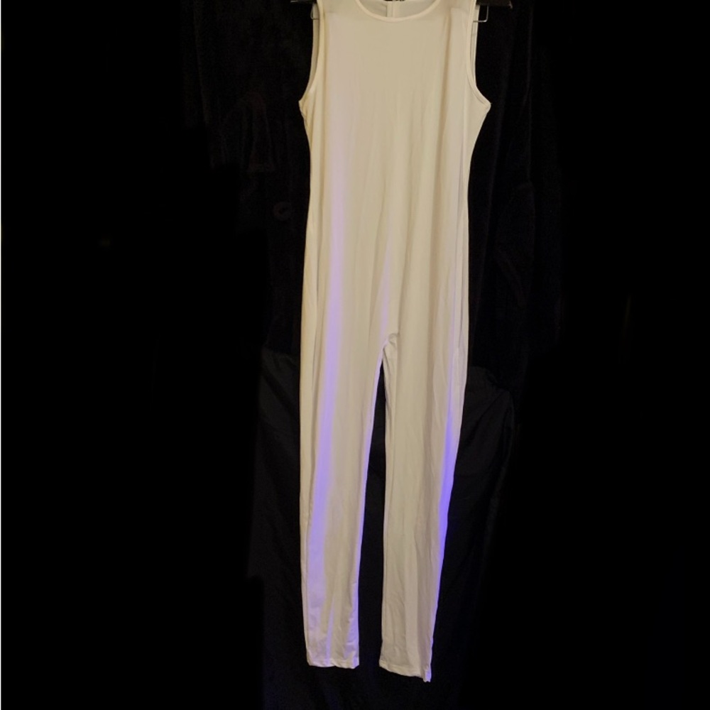 Sleeveless White Jumpsuit - Classic One-Piece